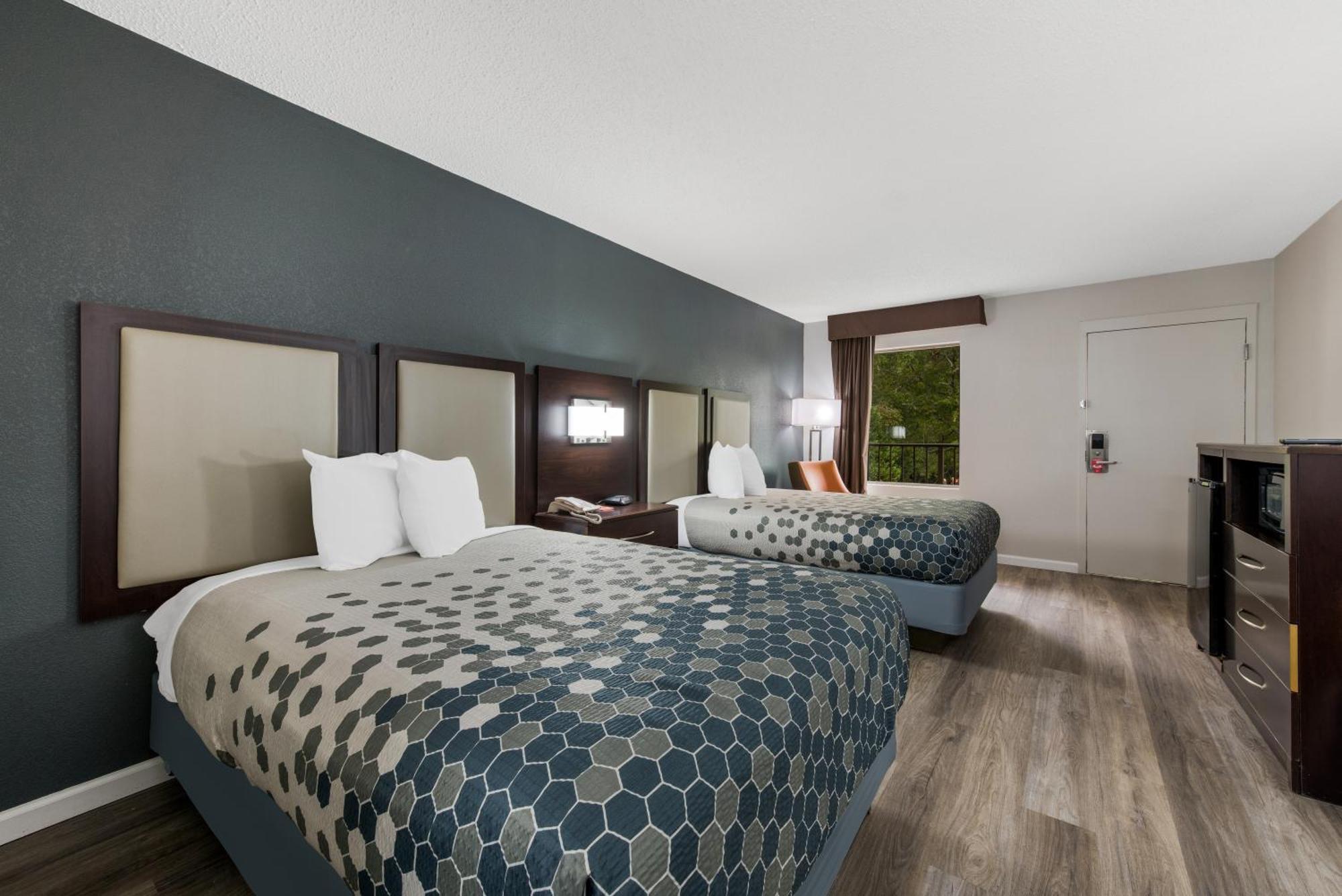 Econo Lodge Cheraw Market Street Bagian luar foto