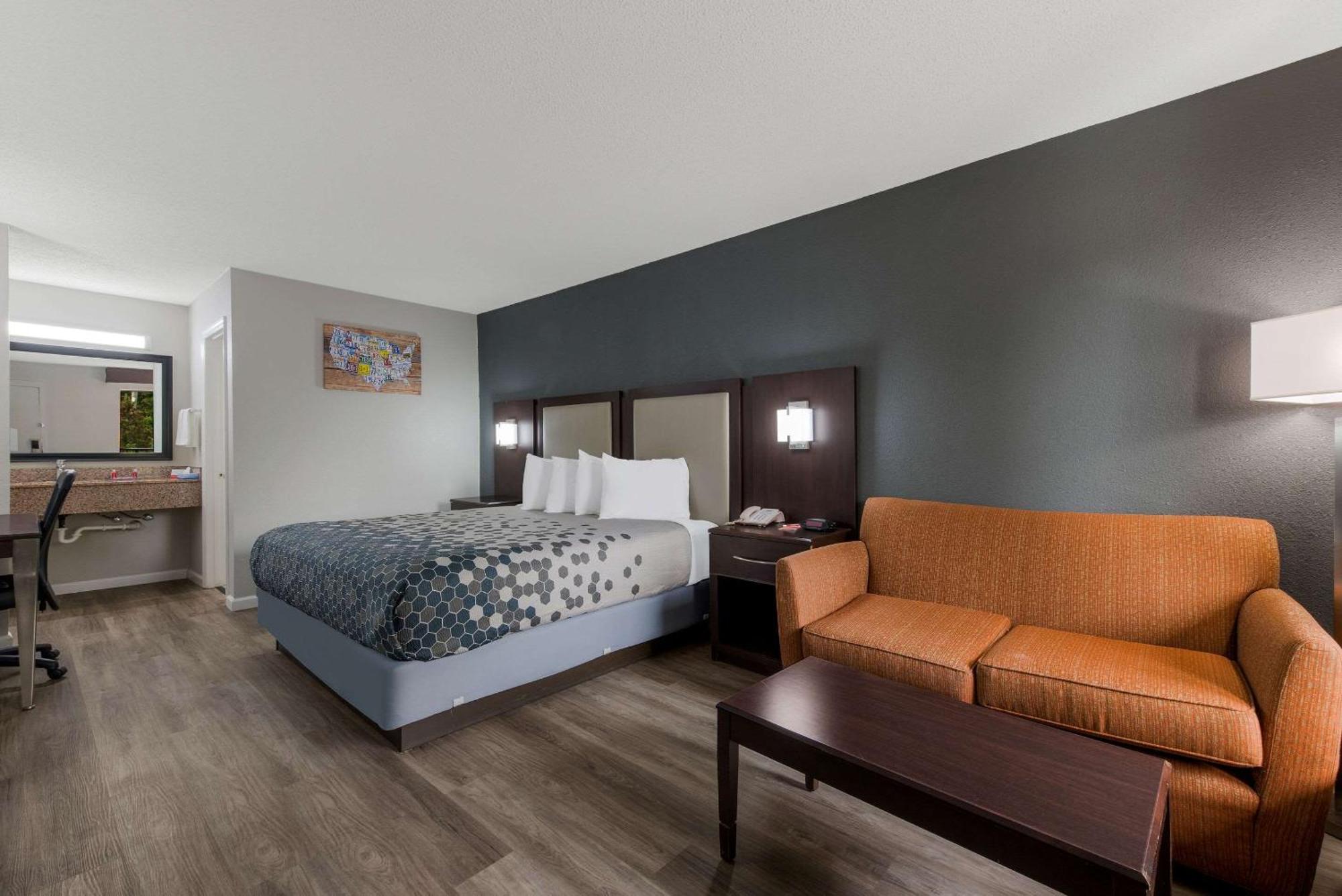 Econo Lodge Cheraw Market Street Bagian luar foto